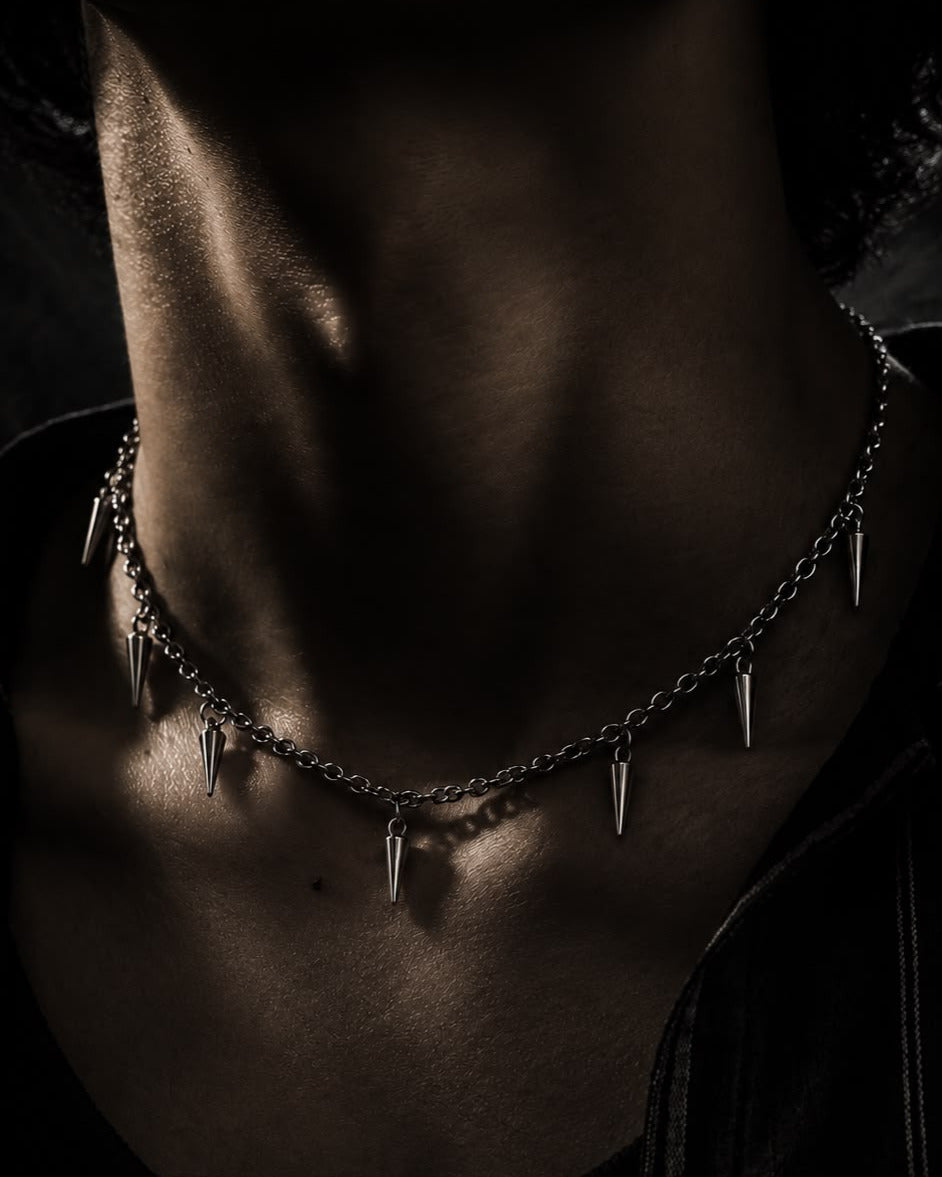 Noroi Spiked necklace