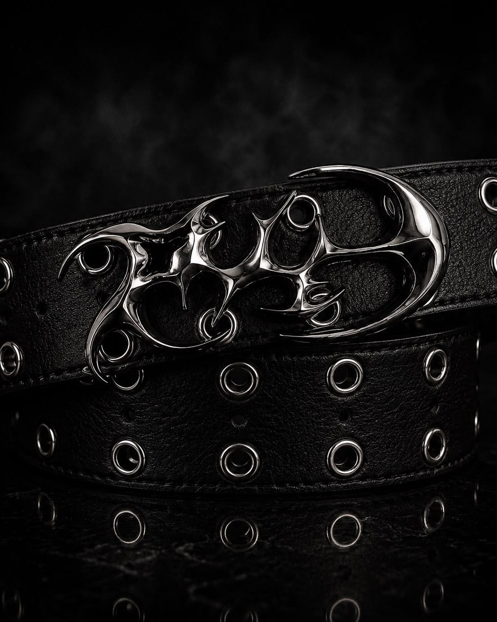Neo-tribal buckle belt